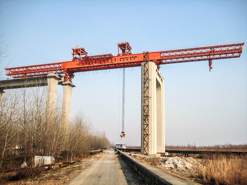 Segment Assembled Bridge Girder Launcher