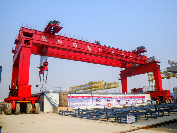 Tyred Gantry Crane