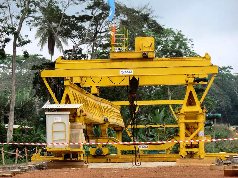 HZQ100t Bridge Building Crane